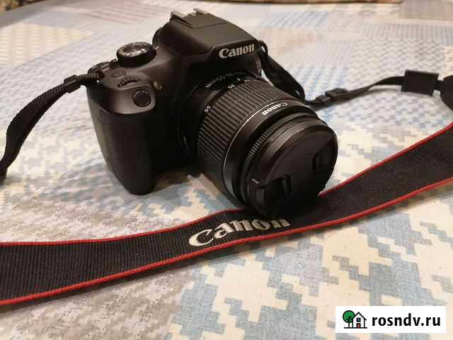 Зеркальный фотоаппарат Canon EOS 1300 Псков - изображение 1