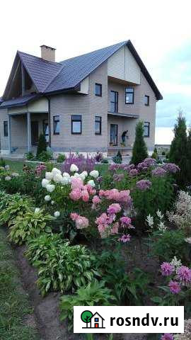 Коттедж 200 м² на участке 50 сот. в аренду посуточно в Великом Новгороде Великий Новгород - изображение 1