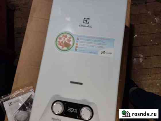 Проточный газовый водонагреватель Electrolux GWH 2 Мурманск