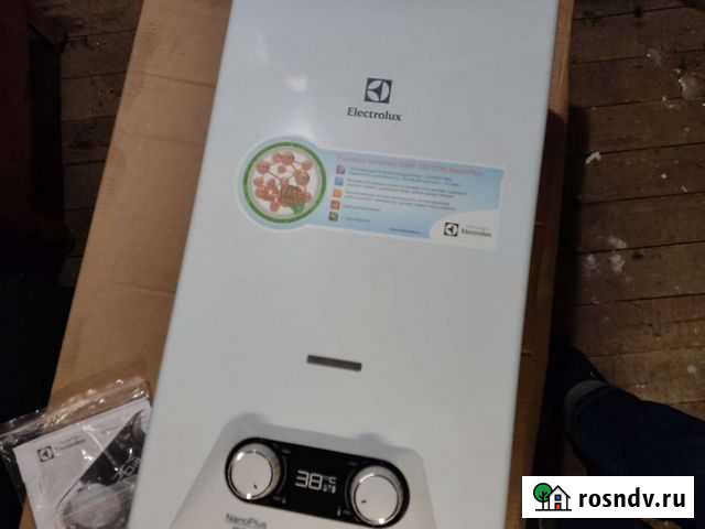 Проточный газовый водонагреватель Electrolux GWH 2 Мурманск - изображение 1