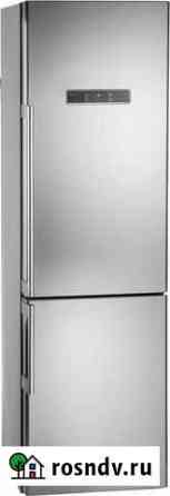 Холодильник бу металлик Bauknecht Санкт-Петербург