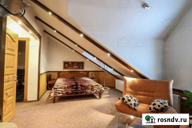 6-комнатная квартира, 324 м², 3/3 эт. в аренду на длительный срок в Санкт-Петербурге Санкт-Петербург - изображение 1