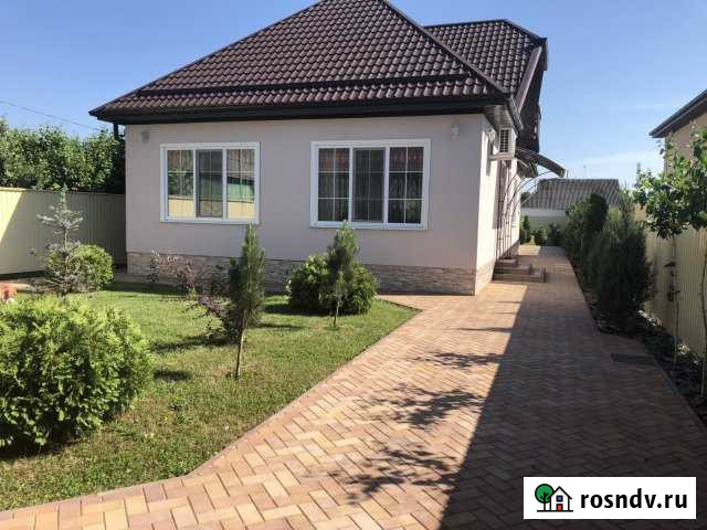 Дом 190 м² на участке 8.5 сот. в аренду на длительный срок в Славянске-на-Кубани Славянск-на-Кубани - изображение 1