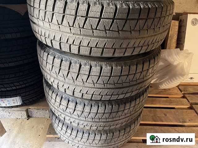 Bridgestone Blizzak Revo GZ 215/65 R16 4шт Магадан - изображение 1