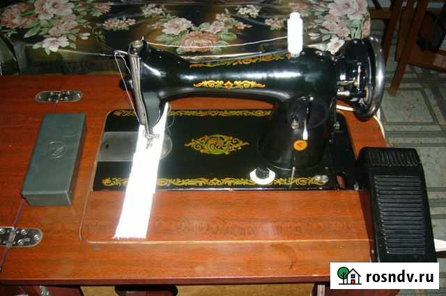 Подольская швейная машина с электроприводом и тумб Казань - изображение 1