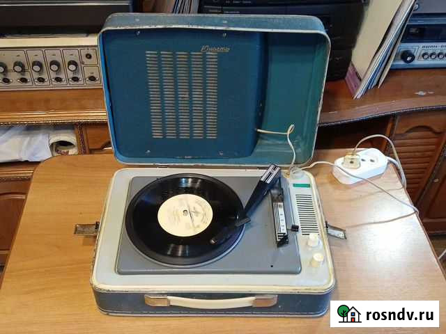 Проигрыватель винила переносной Юность Хабаровск - изображение 1