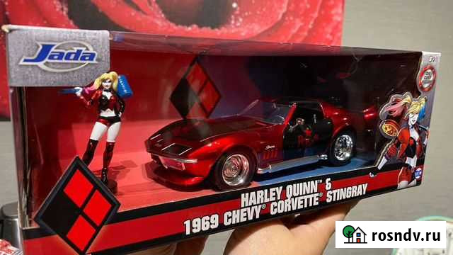 Модель Chevrolet Corvette и фигурка Харли Квин Тольятти - изображение 1