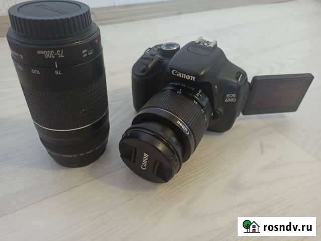 Зеркальный фотоаппарат canon 600d Новокузнецк - изображение 1