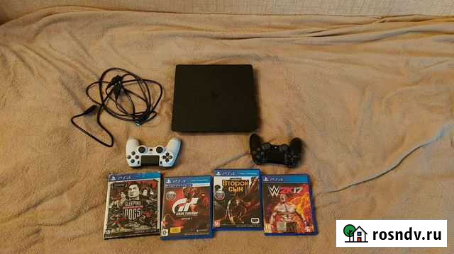 Ps4slim+2 геймпада+игры Петропавловск-Камчатский - изображение 1