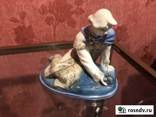 Фарфоравая статуэтка Иван Царевич и лягушка СССР Кузнецк - изображение 1