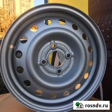 Штампы на Логан 4/100 R14 Астрахань - изображение 1