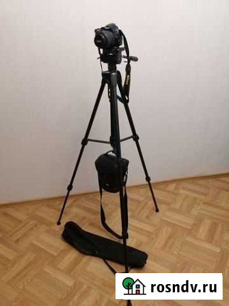 Штатив, фотоаппарат nikon d3100, и видеокамера в п Нижнекамск - изображение 1