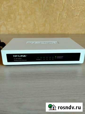 Хаб, Коммутатор TP-Link TL-SF1005D Таганрог - изображение 1