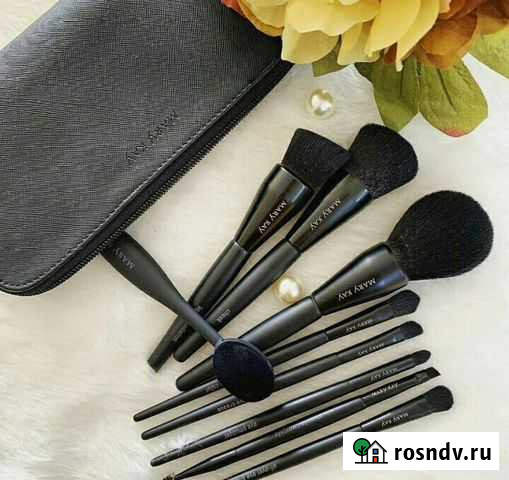 Набор для макияжа Пойковский - изображение 1