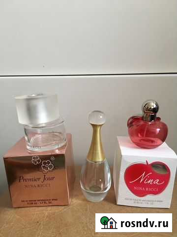Флаконы духов для коллекционеров Москва - изображение 1
