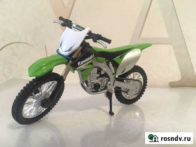 Модель мотоцикла Kawasaki kx 450 1:18 Уфа - изображение 1