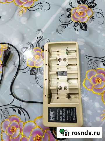 Зарядное устройство для аккумуляторных батареек Краснотурьинск - изображение 1