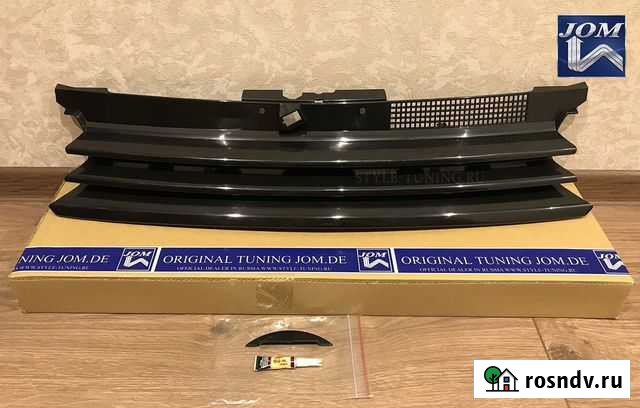 Решетка радиатора без значка Гольф 4, VW Golf 4 Москва - изображение 1