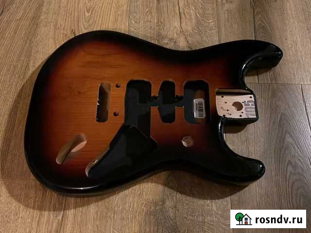 Fender Deluxe Series Stratocaster HSH Alder Body Ульяновск - изображение 1