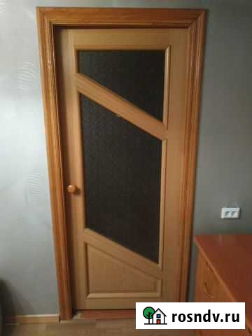 Дверь шпонированная на 80см. Снята.Самовывоз Биробиджан - изображение 1