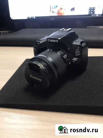 Зеркальный фотоаппарат Canon EOS 200D Владивосток - изображение 1