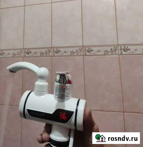 Водонагреватель проточный. 3 квт. (Новый, проверен Новомичуринск - изображение 1