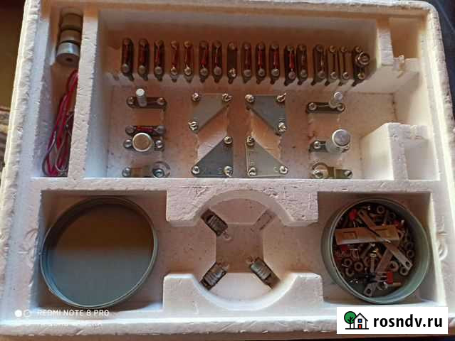 Электронный конструктор СССР 1980г Алушта - изображение 1