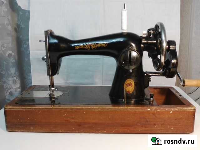 Продам ручную швейную машинку Подольск Севастополь - изображение 1