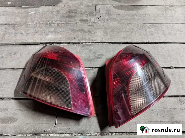 Задние фонари Toyota Vitz Алдан - изображение 1