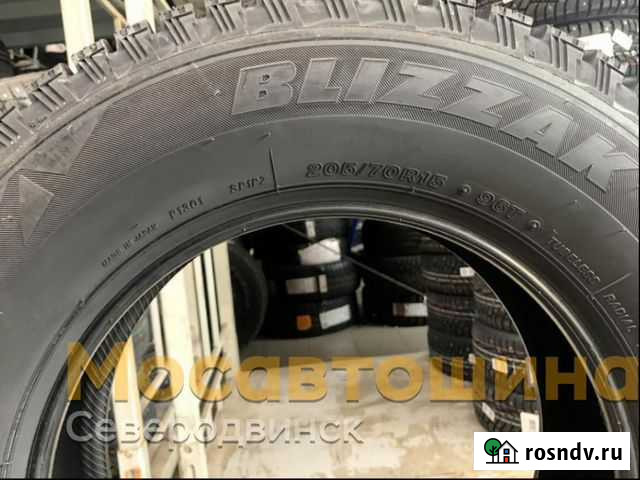 Bridgestone Blizzak Spike-01 205/70 R15 96T Северодвинск - изображение 1