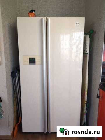 Холодильник LG двухдверный Богданович - изображение 1