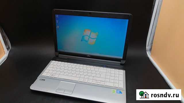 Ноутбук Fujitsu lifebook A530 Сургут - изображение 1