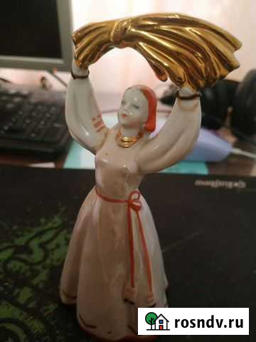 Статуэтка фарфор СССР Дулево Дзержинск - изображение 1