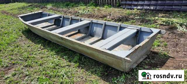 Лодка на веслах или под мотор, дерево-металическая Свободный - изображение 1