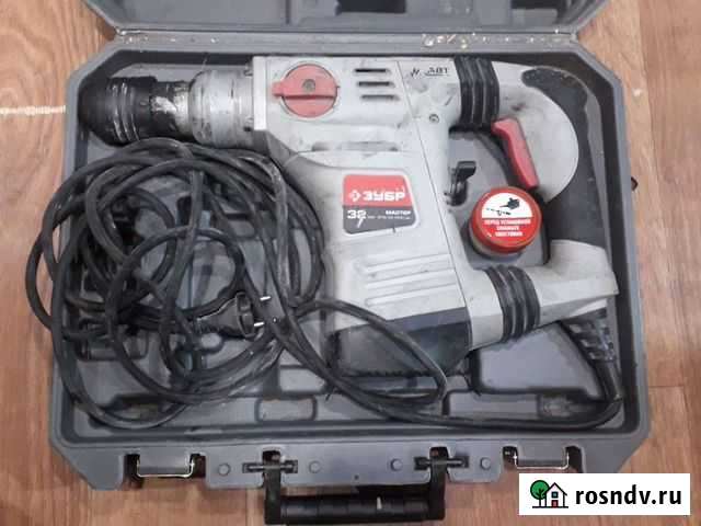 Перфоратор зубр зпв-32-1250 эвк 1250Вт Усолье-Сибирское - изображение 1