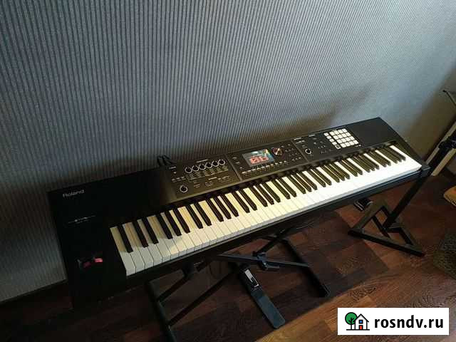 Roland fa 08 Троицк - изображение 1