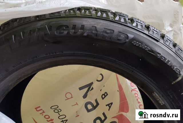 Roadstone 205/60 R16 4шт Выборг - изображение 1
