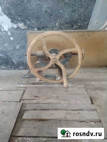 Станок сверлильный СССР Светлый - изображение 1