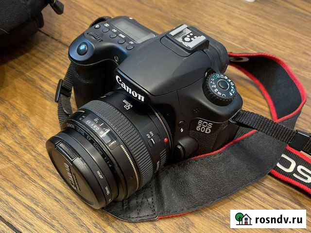 Зеркальный фотоаппарат Canon 60D Шишкин Лес - изображение 1