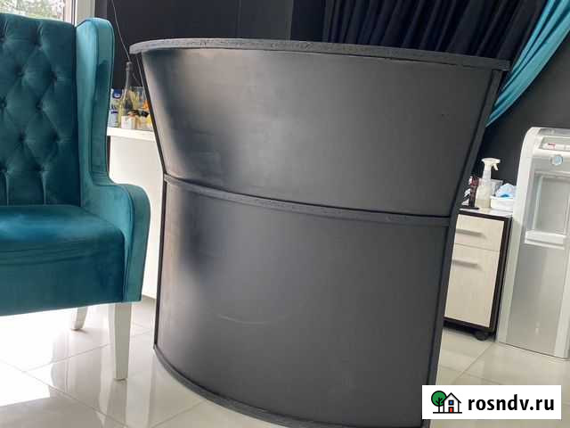 Стойка рецепшн бу 2000 руб,зеркала размер 88/70 шт Сочи - изображение 1