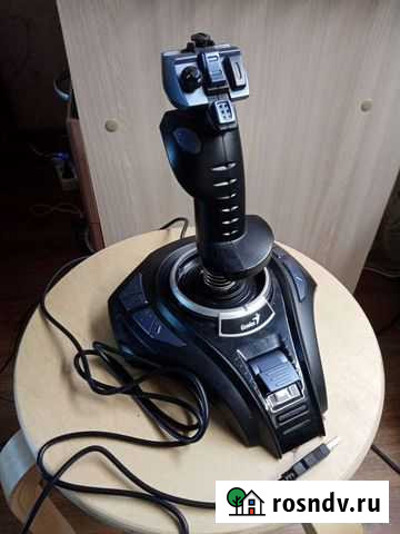 Джойстик для пк genius Королев - изображение 1