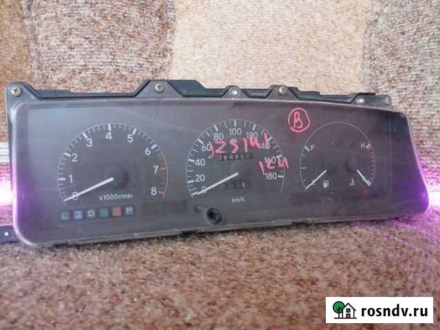 Приборная панель Toyota crown jzs141 Усть-Камчатск - изображение 1