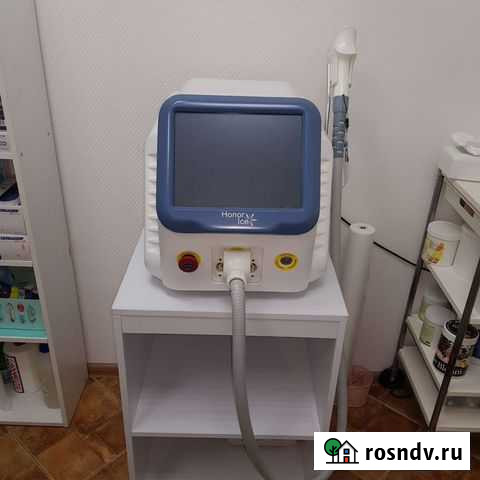 Диодный лазер+кушетка+тумба Омск - изображение 1