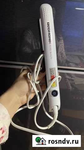 Выпрямитель для волос новый redmond Гатчина - изображение 1