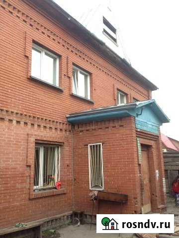 Коттедж 300 м² на участке 4.5 сот. в аренду на длительный срок в Новосибирске Новосибирск - изображение 1