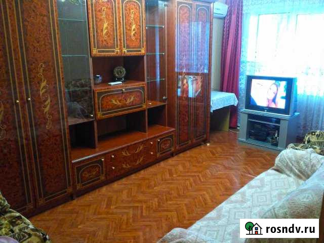 2-комнатная квартира, 50 м², 1/5 эт. в аренду посуточно в Новотроицке Новотроицк - изображение 1