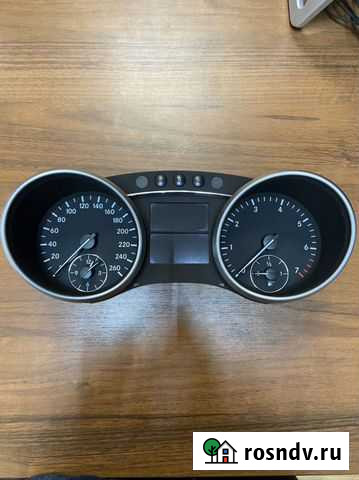 Приборная панель mercedes x164 Ухта - изображение 1