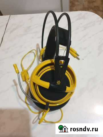 Наушники игровые Steelseries. б/у. Не работает мик Вилючинск - изображение 1