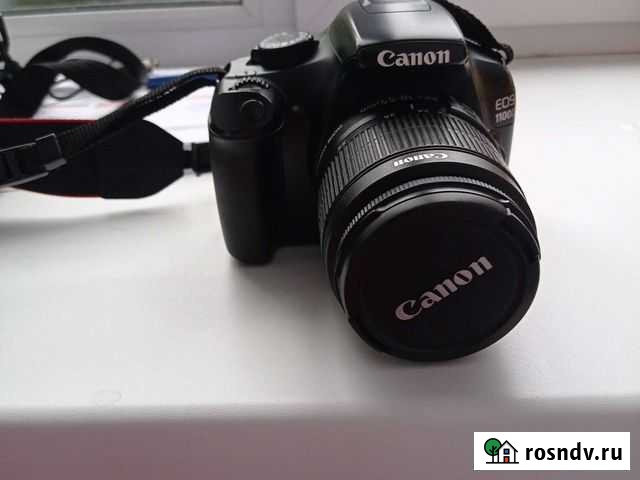 Зеркальный фотоаппарат canon 1100D Новосибирск - изображение 1