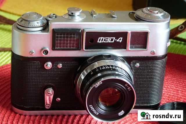 Пленочный фотоаппарат фэд 4 с вспышкой Чебаркуль - изображение 1